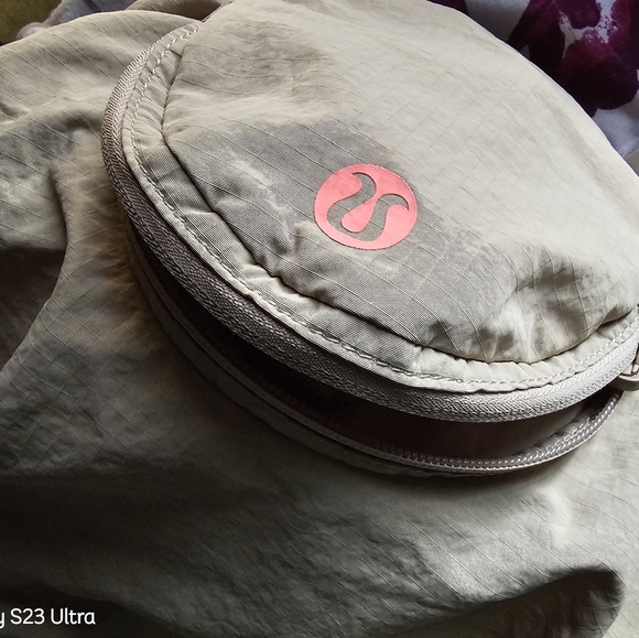 lululemon large packable tote - Picture 7 of 8